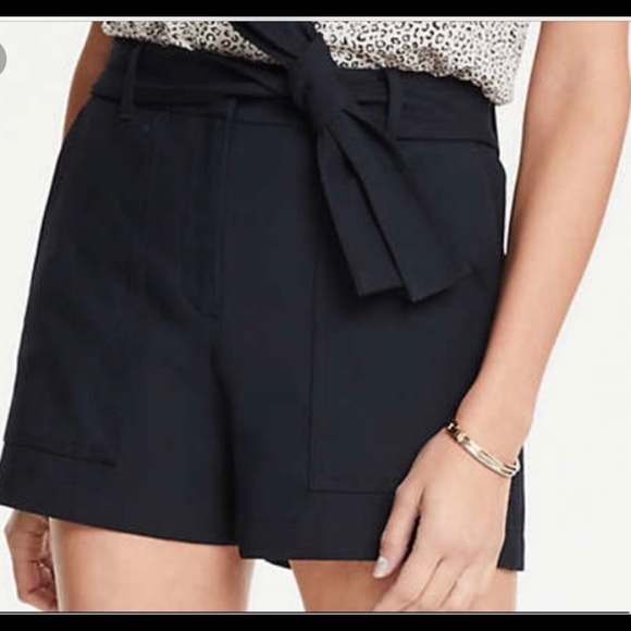 Ann Taylor Pants - NWT Ann Taylor Tie Waist Marina Shorts sz 6 black